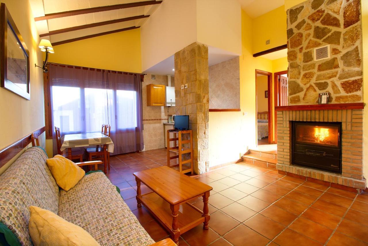 Aventura & Relax Cabanas Pena La Higuera Вияба де ла Сиера Екстериор снимка